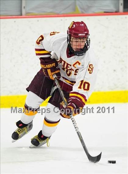 Thumbnail 2 in Ridgefield vs. St. Joseph (CIAC Division 1 Quarterfinal) photogallery.