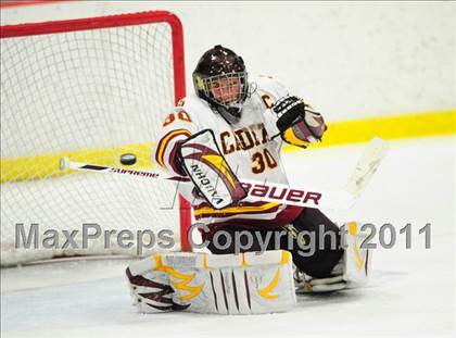 Thumbnail 2 in Ridgefield vs. St. Joseph (CIAC Division 1 Quarterfinal) photogallery.