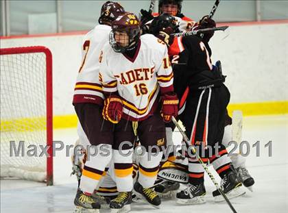 Thumbnail 2 in Ridgefield vs. St. Joseph (CIAC Division 1 Quarterfinal) photogallery.