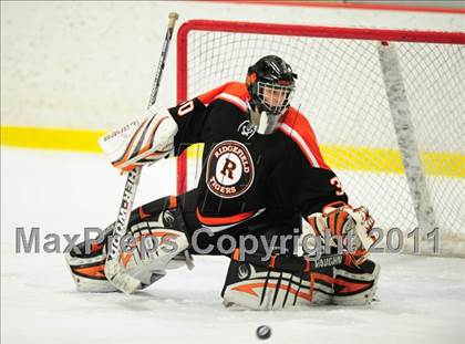 Thumbnail 3 in Ridgefield vs. St. Joseph (CIAC Division 1 Quarterfinal) photogallery.