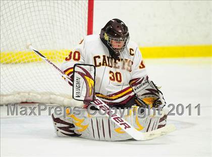 Thumbnail 3 in Ridgefield vs. St. Joseph (CIAC Division 1 Quarterfinal) photogallery.