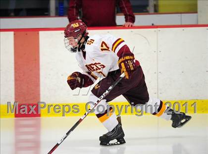 Thumbnail 2 in Ridgefield vs. St. Joseph (CIAC Division 1 Quarterfinal) photogallery.