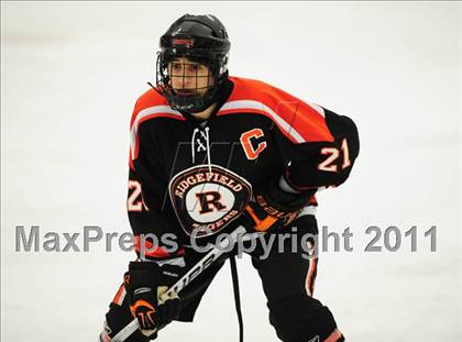 Thumbnail 3 in Ridgefield vs. St. Joseph (CIAC Division 1 Quarterfinal) photogallery.