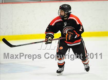 Thumbnail 3 in Ridgefield vs. St. Joseph (CIAC Division 1 Quarterfinal) photogallery.