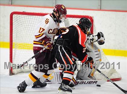 Thumbnail 2 in Ridgefield vs. St. Joseph (CIAC Division 1 Quarterfinal) photogallery.