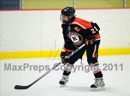 Thumbnail 2 in Ridgefield vs. St. Joseph (CIAC Division 1 Quarterfinal) photogallery.