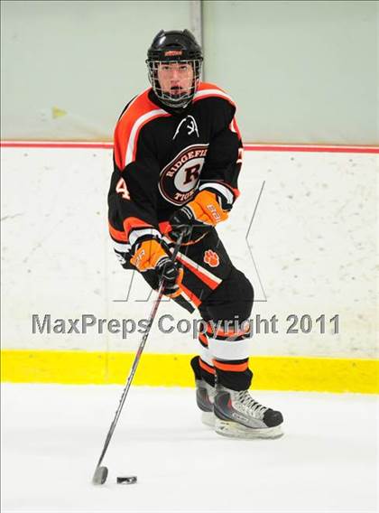 Thumbnail 3 in Ridgefield vs. St. Joseph (CIAC Division 1 Quarterfinal) photogallery.
