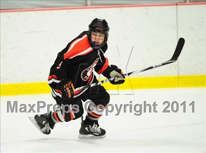 Thumbnail 2 in Ridgefield vs. St. Joseph (CIAC Division 1 Quarterfinal) photogallery.