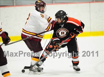 Thumbnail 3 in Ridgefield vs. St. Joseph (CIAC Division 1 Quarterfinal) photogallery.