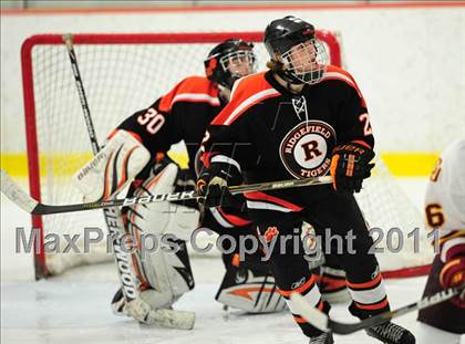 Thumbnail 2 in Ridgefield vs. St. Joseph (CIAC Division 1 Quarterfinal) photogallery.