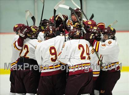 Thumbnail 3 in Ridgefield vs. St. Joseph (CIAC Division 1 Quarterfinal) photogallery.