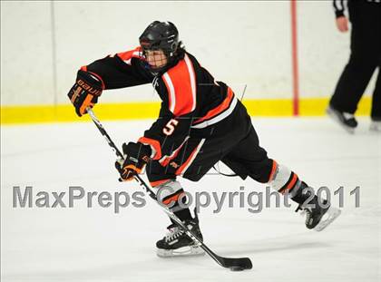 Thumbnail 3 in Ridgefield vs. St. Joseph (CIAC Division 1 Quarterfinal) photogallery.