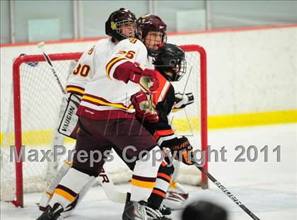 Thumbnail 3 in Ridgefield vs. St. Joseph (CIAC Division 1 Quarterfinal) photogallery.