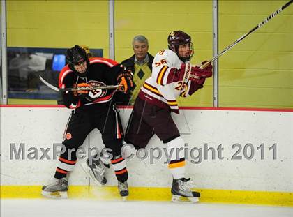 Thumbnail 1 in Ridgefield vs. St. Joseph (CIAC Division 1 Quarterfinal) photogallery.