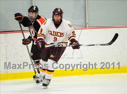 Thumbnail 3 in Ridgefield vs. St. Joseph (CIAC Division 1 Quarterfinal) photogallery.