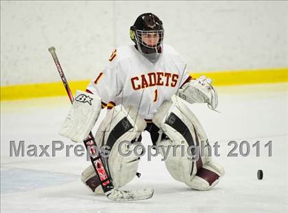 Thumbnail 2 in Ridgefield vs. St. Joseph (CIAC Division 1 Quarterfinal) photogallery.