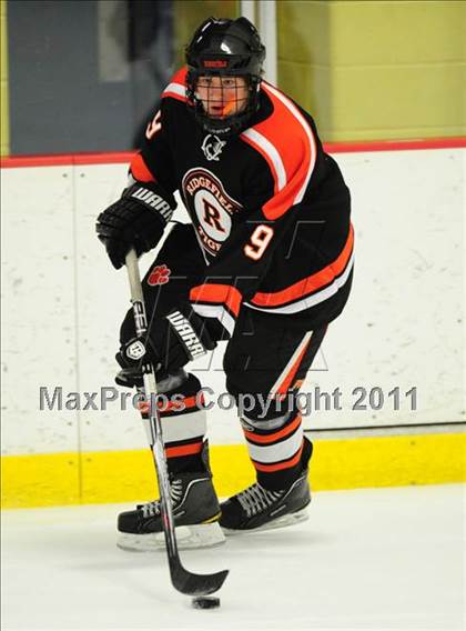 Thumbnail 3 in Ridgefield vs. St. Joseph (CIAC Division 1 Quarterfinal) photogallery.