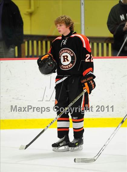 Thumbnail 2 in Ridgefield vs. St. Joseph (CIAC Division 1 Quarterfinal) photogallery.