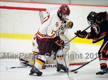 Thumbnail 3 in Ridgefield vs. St. Joseph (CIAC Division 1 Quarterfinal) photogallery.