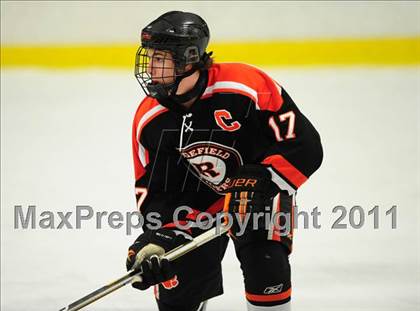 Thumbnail 2 in Ridgefield vs. St. Joseph (CIAC Division 1 Quarterfinal) photogallery.