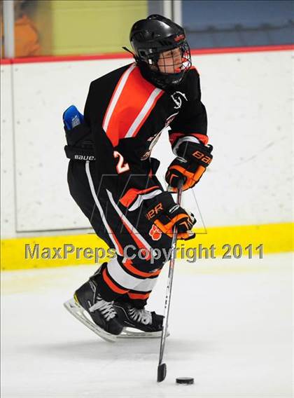 Thumbnail 3 in Ridgefield vs. St. Joseph (CIAC Division 1 Quarterfinal) photogallery.