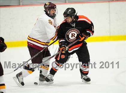Thumbnail 2 in Ridgefield vs. St. Joseph (CIAC Division 1 Quarterfinal) photogallery.