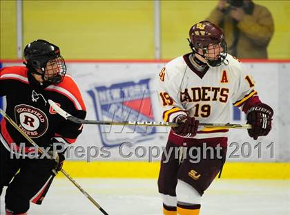 Thumbnail 3 in Ridgefield vs. St. Joseph (CIAC Division 1 Quarterfinal) photogallery.
