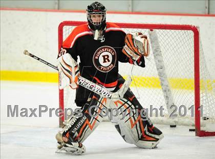 Thumbnail 3 in Ridgefield vs. St. Joseph (CIAC Division 1 Quarterfinal) photogallery.