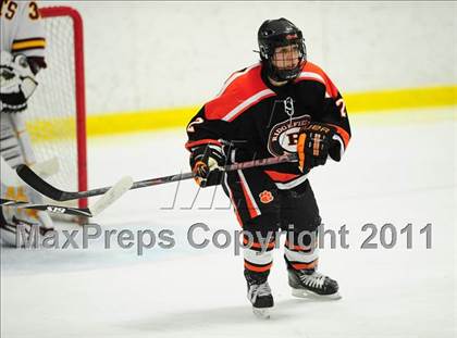 Thumbnail 3 in Ridgefield vs. St. Joseph (CIAC Division 1 Quarterfinal) photogallery.