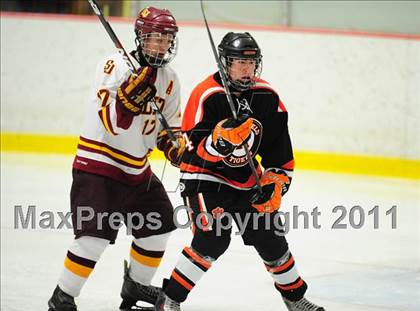 Thumbnail 3 in Ridgefield vs. St. Joseph (CIAC Division 1 Quarterfinal) photogallery.