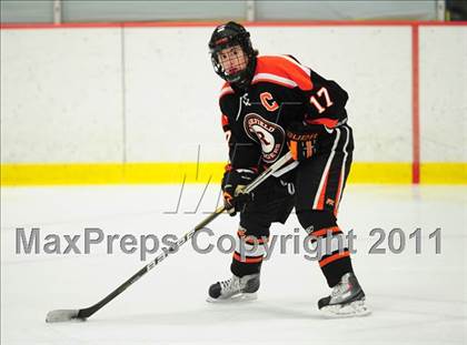 Thumbnail 2 in Ridgefield vs. St. Joseph (CIAC Division 1 Quarterfinal) photogallery.