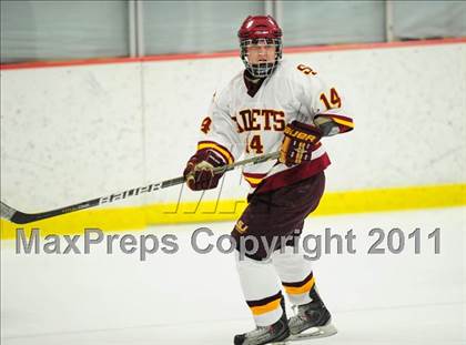 Thumbnail 3 in Ridgefield vs. St. Joseph (CIAC Division 1 Quarterfinal) photogallery.