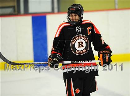 Thumbnail 2 in Ridgefield vs. St. Joseph (CIAC Division 1 Quarterfinal) photogallery.