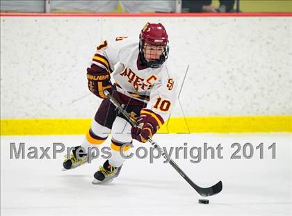 Thumbnail 1 in Ridgefield vs. St. Joseph (CIAC Division 1 Quarterfinal) photogallery.