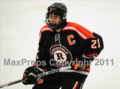 Thumbnail 2 in Ridgefield vs. St. Joseph (CIAC Division 1 Quarterfinal) photogallery.