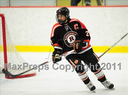 Thumbnail 2 in Ridgefield vs. St. Joseph (CIAC Division 1 Quarterfinal) photogallery.