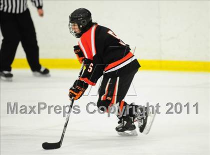 Thumbnail 2 in Ridgefield vs. St. Joseph (CIAC Division 1 Quarterfinal) photogallery.