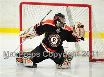 Thumbnail 2 in Ridgefield vs. St. Joseph (CIAC Division 1 Quarterfinal) photogallery.