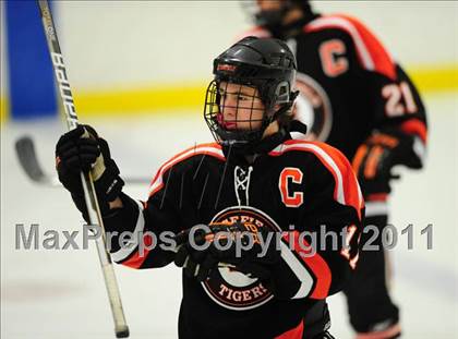 Thumbnail 3 in Ridgefield vs. St. Joseph (CIAC Division 1 Quarterfinal) photogallery.
