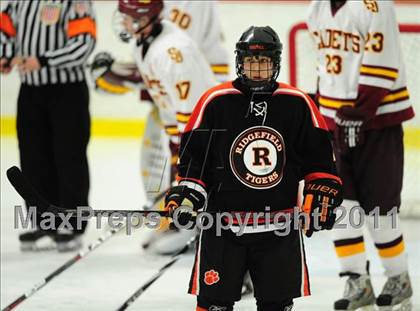 Thumbnail 2 in Ridgefield vs. St. Joseph (CIAC Division 1 Quarterfinal) photogallery.