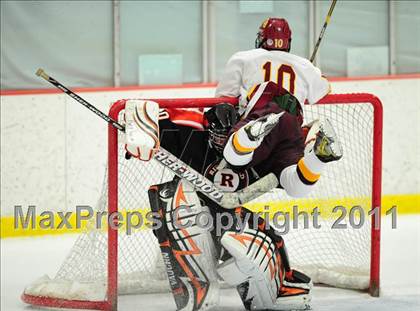 Thumbnail 2 in Ridgefield vs. St. Joseph (CIAC Division 1 Quarterfinal) photogallery.