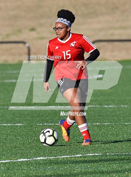 Thumbnail 3 in Carmel Christian School vs Northside Christian Academy photogallery.