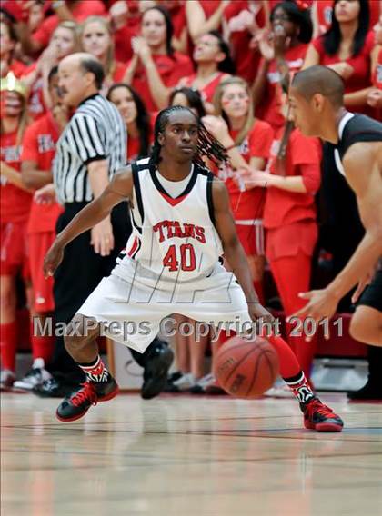 Thumbnail 2 in Antelope vs. Woodcreek (CIF State NorCal D2 Semifinal) photogallery.