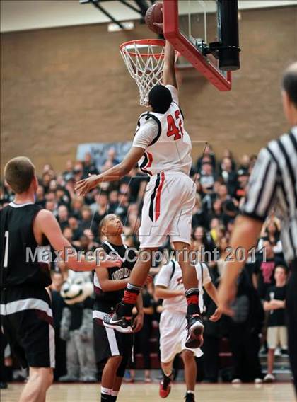 Thumbnail 1 in Antelope vs. Woodcreek (CIF State NorCal D2 Semifinal) photogallery.