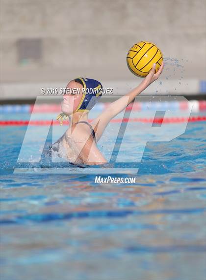 Thumbnail 1 in Soquel vs. Clovis (CIF D2 Norcal Regional Finals) photogallery.