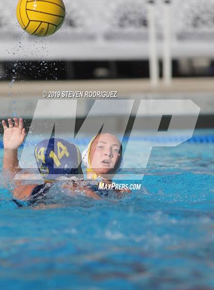 Thumbnail 2 in Soquel vs. Clovis (CIF D2 Norcal Regional Finals) photogallery.