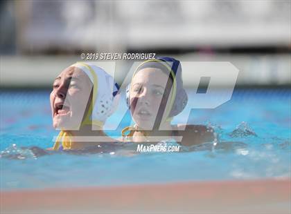 Thumbnail 3 in Soquel vs. Clovis (CIF D2 Norcal Regional Finals) photogallery.