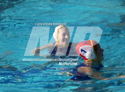 Thumbnail 2 in Soquel vs. Clovis (CIF D2 Norcal Regional Finals) photogallery.