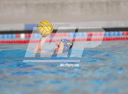 Thumbnail 2 in Soquel vs. Clovis (CIF D2 Norcal Regional Finals) photogallery.
