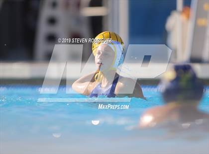 Thumbnail 1 in Soquel vs. Clovis (CIF D2 Norcal Regional Finals) photogallery.